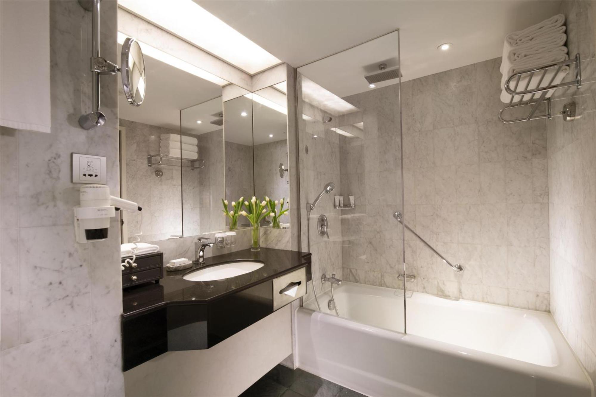 Kempinski Hotel Beijing Yansha Center Экстерьер фото