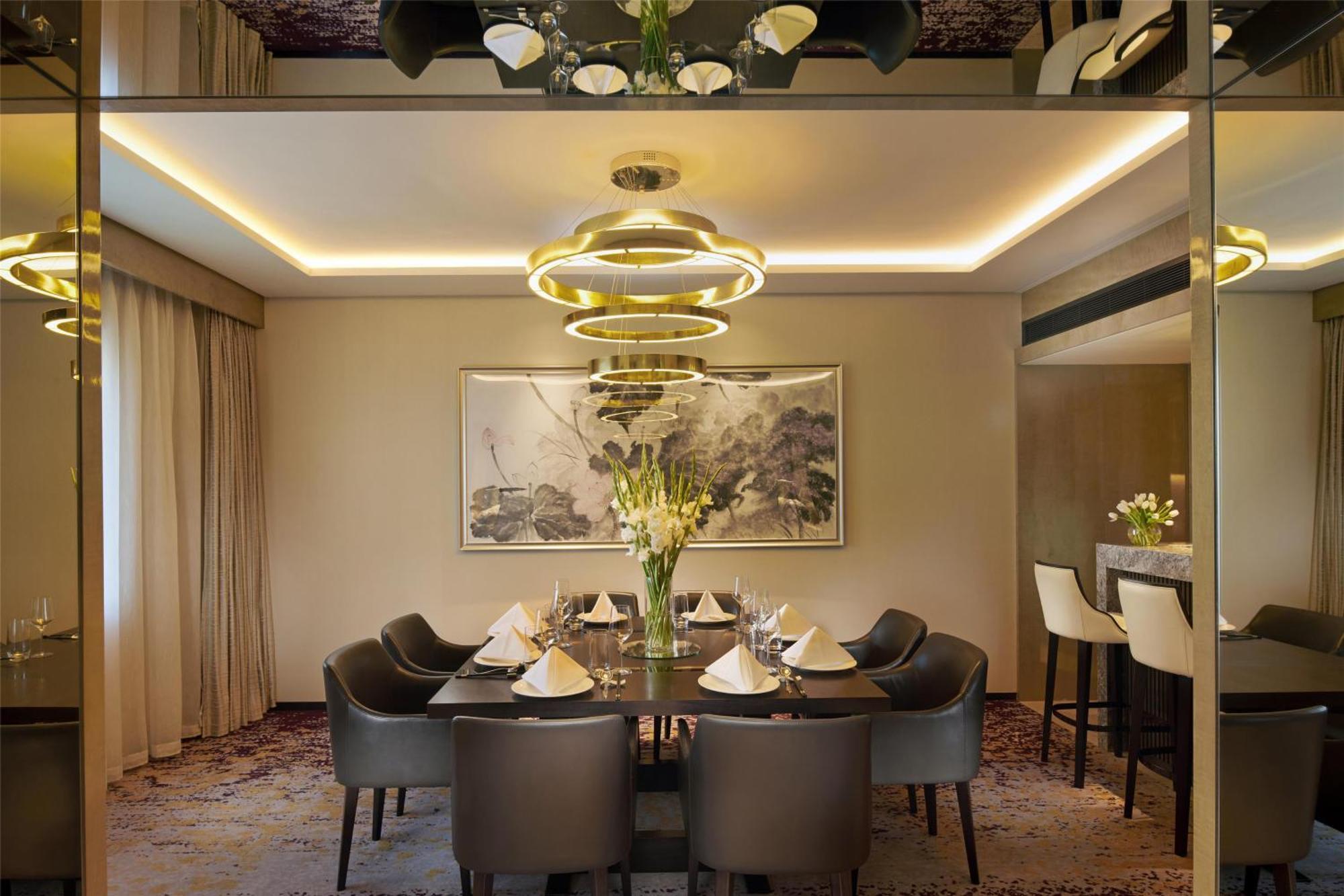 Kempinski Hotel Beijing Yansha Center Экстерьер фото